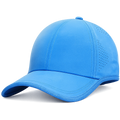 Gorra azul unisex con ventilación y ajuste
